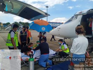 Evakuasi Pasien Menggunakan Ambulance Udara atau Air Ambulance